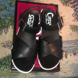 Sandals, new in box, size 7